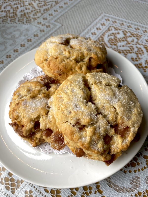 Salted Caramel Pretzel Scones