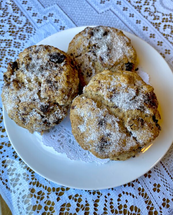 Cinnamon Raisin Scones